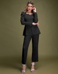 TRENDING CREPE PLAIN SWEETHEART NECK DESIGN FORMAL TOP PANT SET PARTY WEAR WHOLESALE PRICE ETHNIC GARMENT (4)