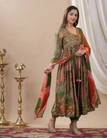 TRENDING MUSLIN PRINTED EMBROIDERY LACE WORK GOWN BOTTOM WITH DUPATTA MEHNDI