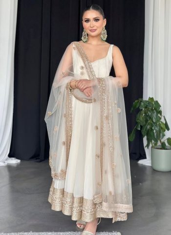 DESIGNER GEORGETTE EMBROIDERY SEQUENCE WORK GOWN BOTTOM WITH DUPATTA WHITE