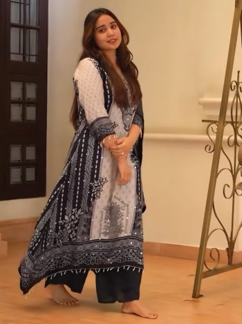 FACNY MUSLIN COTTON DIGITAL PRINT WITH REAL MIRROR HANDWORK TOP BOTTOM WITH DUPATTA BLACK