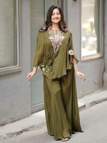 FANCY AIR TEX CHINON SEQUENCE EMBROIDERED WORK WITH KODI LATKAN WORK TOP BLOUSE WITH PALAZZO MEHNDI