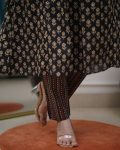 FANCY COTTON MILL PRINTED TOP BOTTOM WITH DUPATTA FESTIVE WEAR WHOLESALE PRICE ETHNIC GARMENT (3)