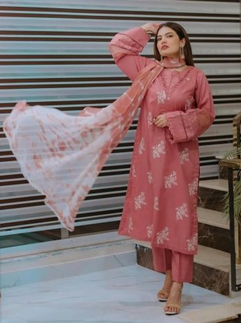 FANCY ROMAN SILK EMBROIDERY WORK AND GPO LACE WITH  SOFT ORGANZA IN SLEEVES DESIGN TOP BOTTOM WITH DUPATTA PINK