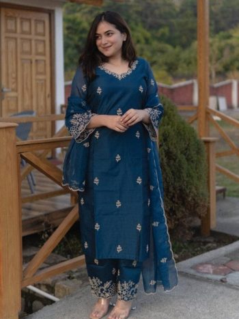 LATEST CHANDERI SILK EMBROIDERY THREAD WORK TOP BOTTOM WITH DUPATTA RAMA