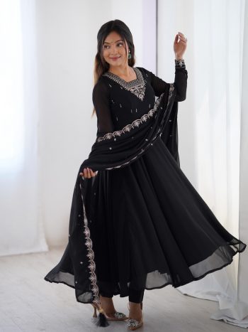 LATEST GEORGETTE EMBROIDERY BEADS JARI WORK ANARKALI GOWN BOTTOM WITH DUPATTA BLACK