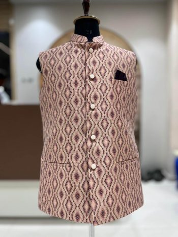 NEW ARRIVAL JACQUARD WITH WEAVING WORK MEN'S KOTI BROWN