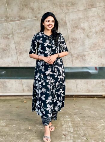 TRENDING COTTON DIGITAL PRINTED ONE SIDE POCKET CO-ORD SET BLACK