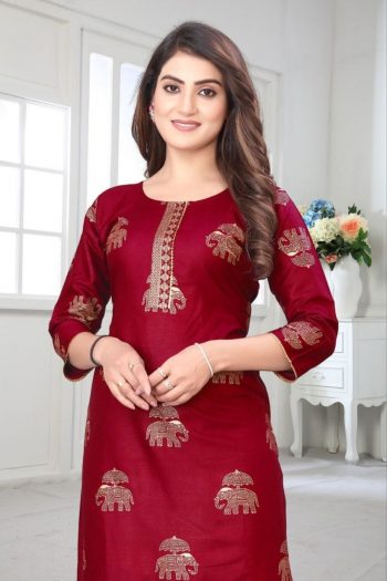 TRENDING RAYON FOIL PRINTED TOP PENT SET MAROON