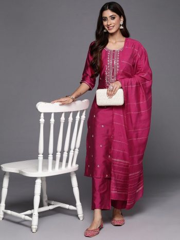 VISCOSE BLEND EMBROIDERY WORK TOP BOTTOM WITH DUPATTA PINK