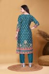 1NEW ARRIVAL MUSLIN DIGITAL PRINTED TOP BOTTOM SET CASUAL WEAR WHOLESALE PRICE ETHNIC GARMENT (23)