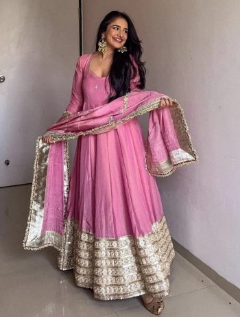 DESIGNER CHINON THREAD WITH SEQUENCE LACE BORDER WORK GOWN BOTTOM WITH DUPATTA BABY PINK