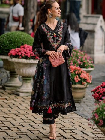 DESIGNER MUSLIN SEQUENCE EMBROIDERY WORK TOP BOTTOM WITH DUPATTA BLACK