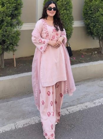DESIGNER NATURAL CREPE EMBROIDERY  WORK TOP PATIYALA WITH DUPATTA BABY PINK