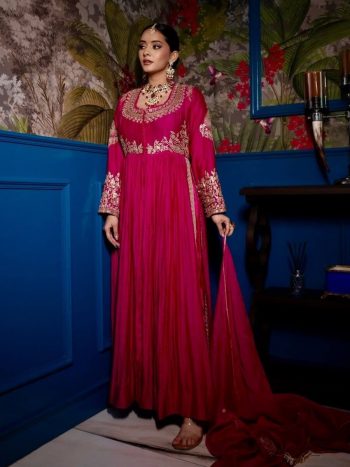 FANCY CHINON EMBROIDERY WITH THREAD AND SEQUENCE WORK NAYRA CUT TOP BOTTOM WITH DUPATTA RANI