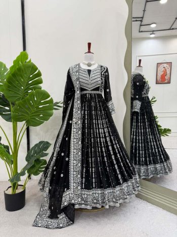 FASHIONABLE GEORGETTE THREAD AND SEQUENCE WITH RIVET MOTI WORK GOWN BOTTOM WITH DUPATTA BLACK