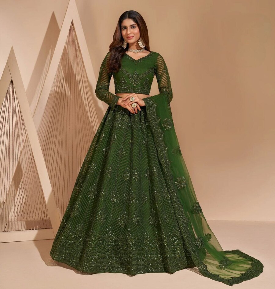 LUXURY NET CHAIN DESIGN WORK LEHENGA CHOLI WITH DUPATTA WEDDING WEAR WHOLESALE PRICE ETHNIC GARMENT (5)
