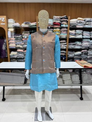 NEW ARRIVAL SILK KURTA COTTON PAYJAMA WITH JACQUARD KOTI MEN'S KURTA PAYJAMA SET  SKY