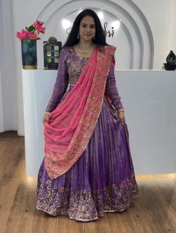 RICH LOOK GOLD CRUSH EMBROIDERY THREAD AND SEQUENCE WORK LEHENGA CHOLI WITH DUPATTA LAVENDER