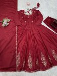 RICH LOOK NATURAL CREEP THREAD AND SEQUENCE WORK GOWN BOTTOM WITH DUPATTA FESTIVE WEAR WHOLESALE PRICE ETHNIC GARMENT (2)