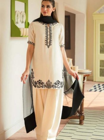 RICH LOOK NATURAL CREPE SILK EMBROIDERY SEQUENCE WORK TOP PATIYALA WITH DUPATTA WHITE