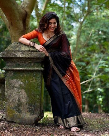 TRENDING LINEN SLUB WEAVING WORK SAREE WITH UNSTITCHED BLOUSE BLACK