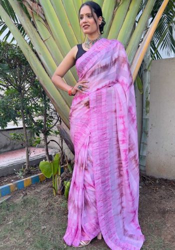 ATTRACTIVE GEORGETTE DIGITAL PRINTED READY TO WEAR SAREE WITH UNSTITCHED BLOUSE LAVENDER