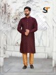 ATTRACTIVE JACQUARD MEN'S KURTA PAYJAMA MAROON