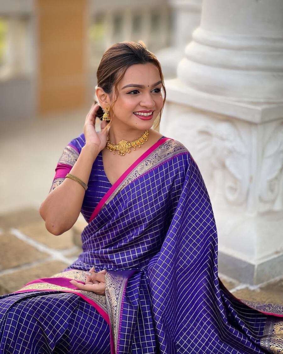 ATTRACTIVE BANARASI SOFT SILK WEAVING WORK SAREE WITH UNSTITCHED BLOUSE PARTY WEAR WHOLESALE PRICE ETHNIC GARMENT (6)