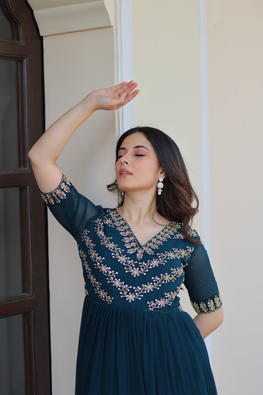 ATTRACTIVE BLOOMING SEQUENCE MULTI THREAD BEADS EMBROIDERY WORK GOWN PARTY WEAR WHOLESALE PRICE ETHNIC GARMENT (11)