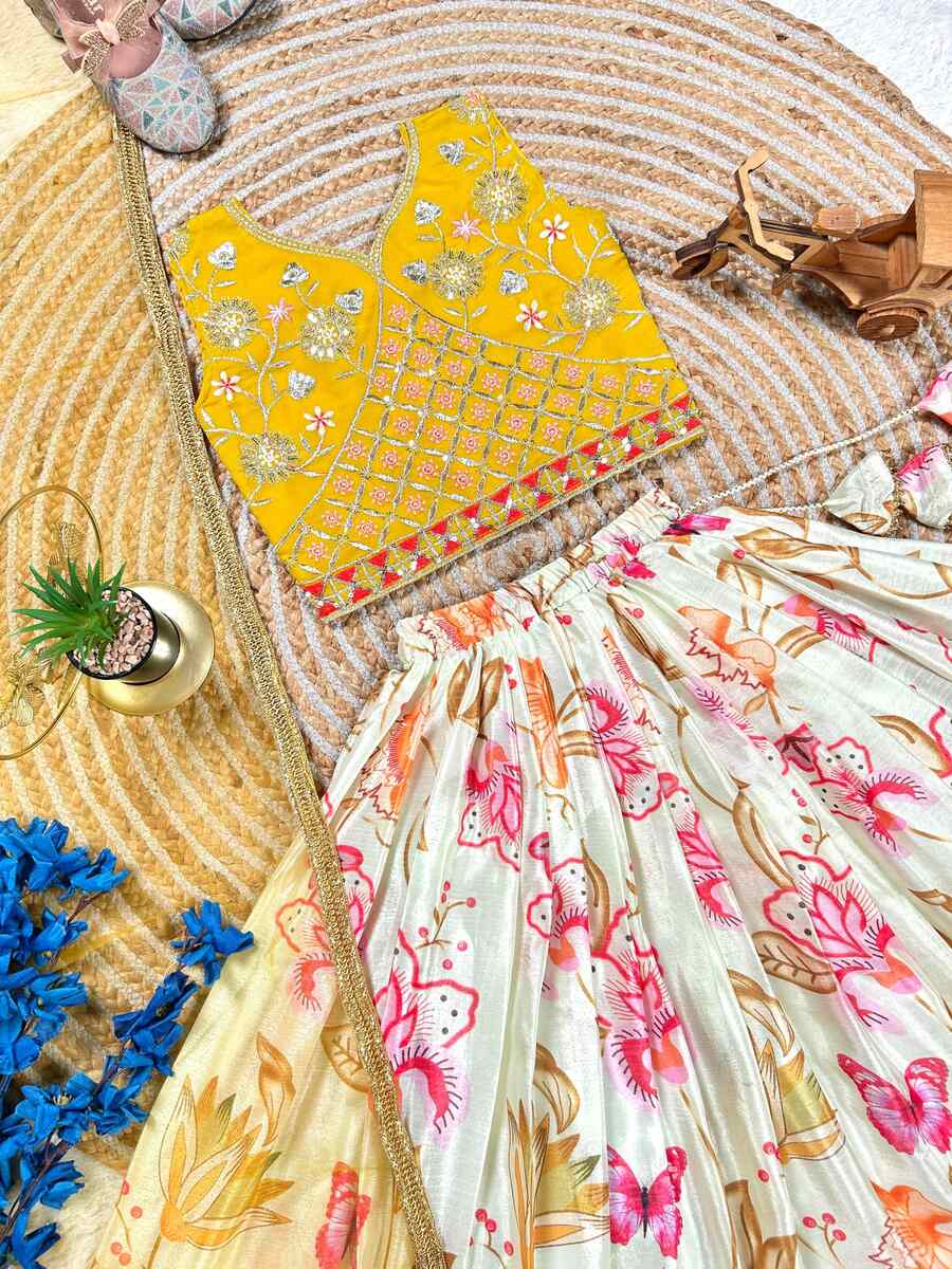 ATTRACTIVE CHINON SILLK DIGITAL PRINT WITH BORDER DESIGN & FANCY LATKAN DORE WORK LEHENGA CHOLI WITH DUPATTA WEDDING WEAR WHOLESALE PRICE ETHNIC GARMENT (1)