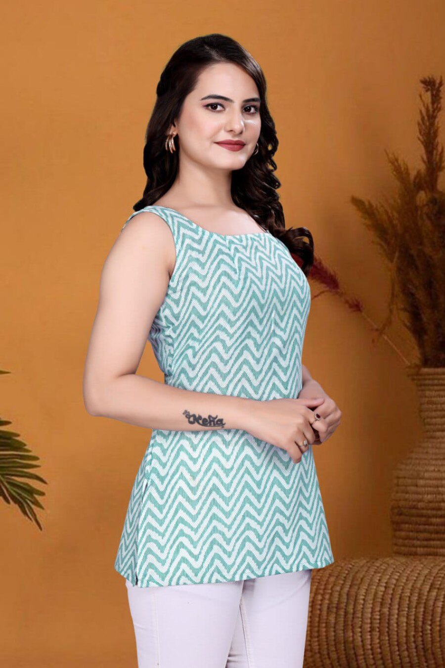 ATTRACTIVE COTTON PRINTED WORK TOP CASUAL WEAR WHOLESALE PRICE ETHNIC GARMENT (4)