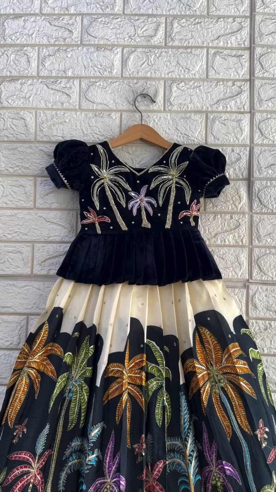 ATTRACTIVE GEORGETTE EMBROIDERY SEQUENCE WORK KID'S TOP LEHENGA FESTIVAL WEAR WHOLESALE PRICE ETHNIC GARMENT (14)