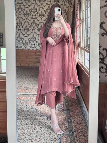 ATTRACTIVE GEORGETTE EMBROIDERY  SEQUENCE WORK TOP BOTTOM WITH DUPATTA PINK