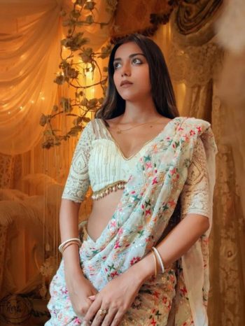 ATTRACTIVE GEORGETTE MULTI COLOUR EMBROIDERY SEQUENCE  SAREE WITH UNSTITCHED BLOUSE MULTI