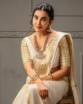 ATTRACTIVE LICHI SILK JACQUARD WORK SAREE WITH UNSTITCHED BLOUSE WEDDING WEAR WHOLESALE PRICE ETHNIC GARMENT (4)