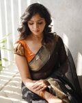 ATTRACTIVE LILAN SLAB WEAVING WORK SAREE WITH UNSTITCHED BLOUSE PARTY WEAR WHOLESALE PRICE ETHNIC GARMENT (14)