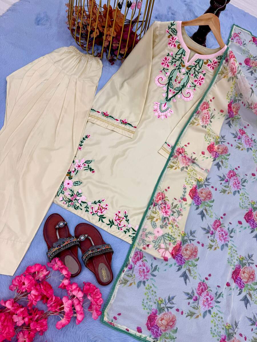 DESIGNER CREPE EMBROIDERY WORK TOP PATIYALA WITH DUPATTA FESTIVAL WEAR WHOLESALE PRICE ETHNIC GARMENT (13)