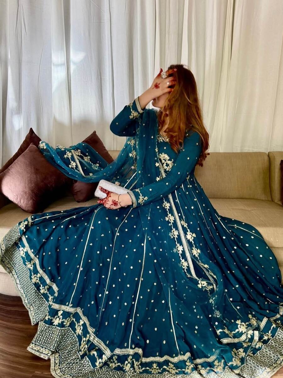 DESIGNER GEORGETTE SEQUENCE EMBROIDERY WITH LATKAN DORI WORK GOWN BOTTOM WITH DUPATTA FESTIVE WEAR WHOLESALE PRICE ETHNIC GARMENT (2)