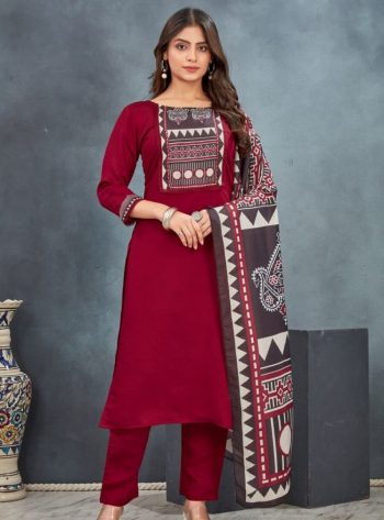 DESIGNER ROMAN SILK PRINTED WORK TOP BOTTOM WITH DUPATTA MAROON
