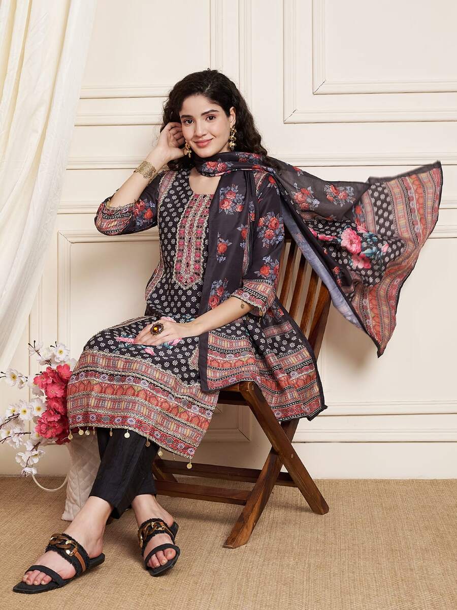 DESIGNER SOFT MUSLIN REAL MIRROR WORK, FANCY LACE & LATKAN TOP BOTTOM WITH DUPATTA OFFICE WEAR WHOLESALE PRICE ETHNIC GARMENT (4)