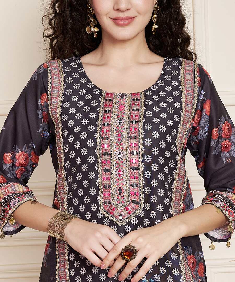 DESIGNER SOFT MUSLIN REAL MIRROR WORK, FANCY LACE & LATKAN TOP BOTTOM WITH DUPATTA OFFICE WEAR WHOLESALE PRICE ETHNIC GARMENT (6)