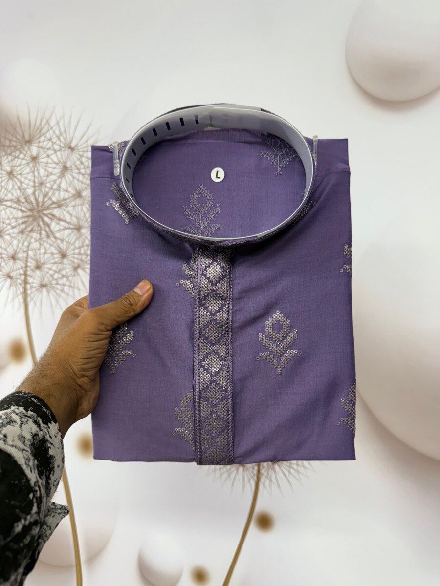 DESIGNER VISCOSE SILK EMBROIDERY SEQUENCE WORK MEN'S KURTA PAYJAMA FESTIVAL WEAR WHOLESALE PRICE ETHNIC GARMENT (2)