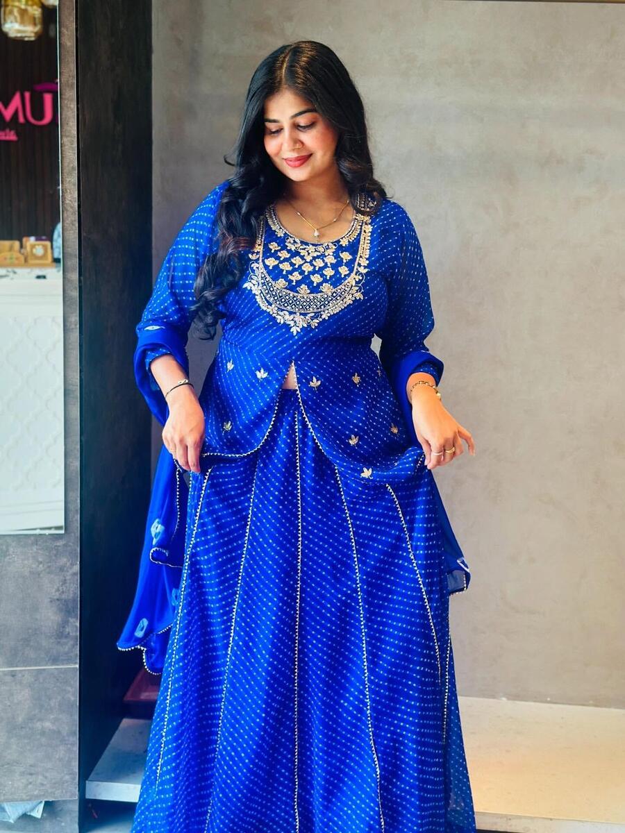 FANCY GEORGETTE EMBROIDERY CODING WORK WITH DIGITAL PRINT WORK TOP LEHENGA WITH DUPATTA FESTIVE WEAR WHOLESALE PRICE ETHNIC GARMENT (8)