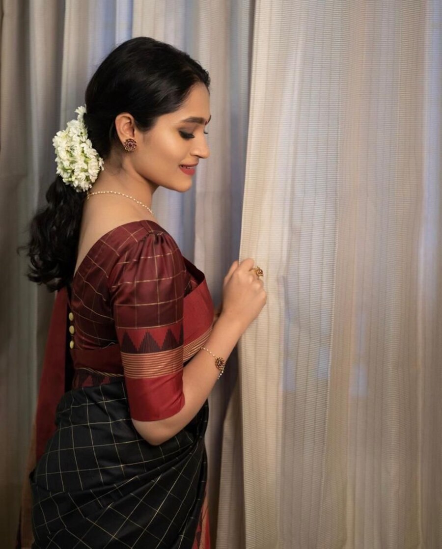 FASHINOABLE LICHI SILK JACQUARD WORK SAREE WITH UNSTITCHED BLOUSE FESTIVAL WEAR WHOLE SALE PRICE ETHNIC GARMENT (7)