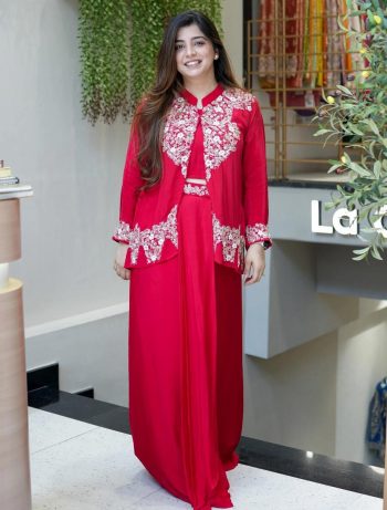 FASHIONABLE CHINNON SILK EMBROIDERY AND SEQUENCE WORK DRAPE SKIRT BLOUSE WITH KOTI RANI