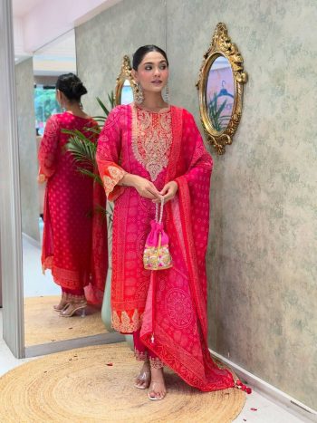 FASHIONABLE CREPE EMBROIDERY CODING DORI-SEQUENCE WORK TOP BOTTOM WITH DUPATTA PINK