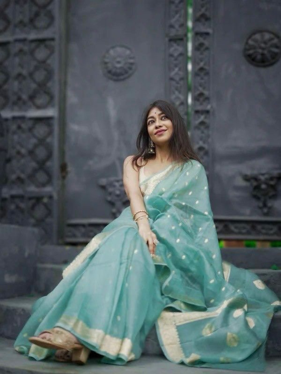 FASHIONABLE SOFT LINEN SLAB JACQUARD WORK SAREE WITH UNSTITCHED BLOUSE PARTY WEAR WHOLESALE PRICE ETHNIC GARMENT (8)