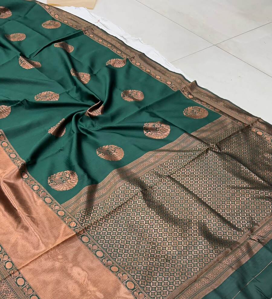 LATEST LICHI SILK JACQUARD WORK SAREE WITH UNSTITCHED BLOUSE WEDDING WEAR WHOLESALE PRICE ETHNIC GARMENT (6)