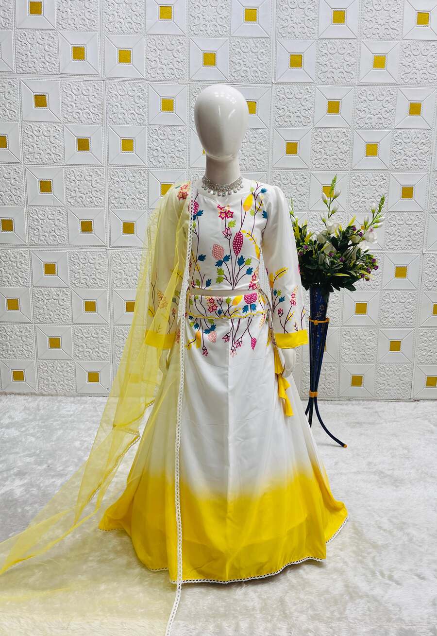 MODERN CREPE SILK SOFT PRINTED WORK KID'S LEHENGA CHOLI WITH DUPATTA WEDDING WEAR WHOLESALE PRICE ETHNIC GARMENT (6)