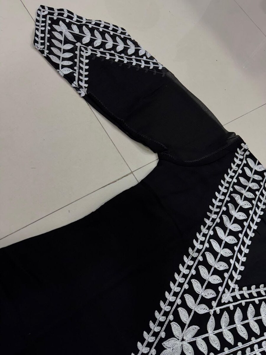 MODERN GEORGETTE CHAIN WORK TOP BOTTOM SET OFFICE WEAR WHOLESALE PRICE ETHNIC GARMENT (4)